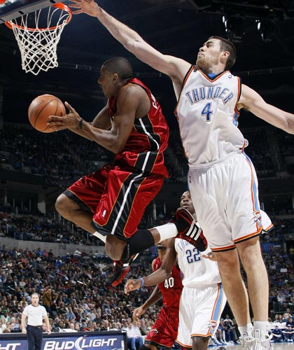 nba免费直播软件像莫斯比环_(最好的nba免费直播平台)