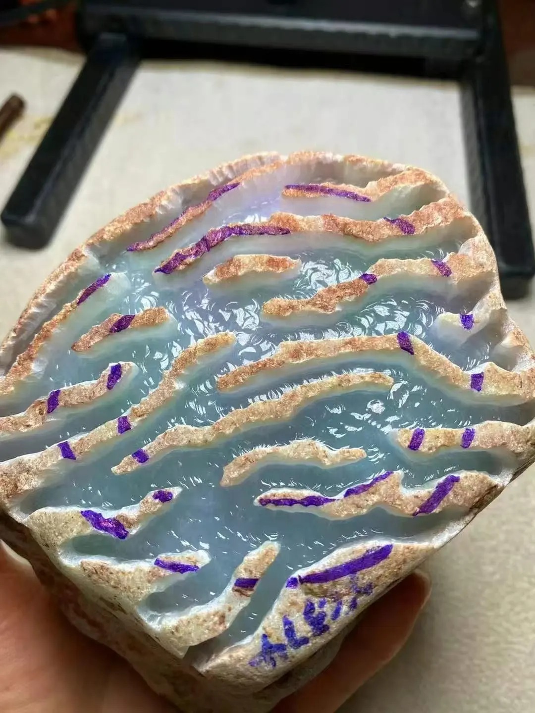 百度直播翡翠原石怎么运营_(百度直播卖翡翠挂件的是真是假)