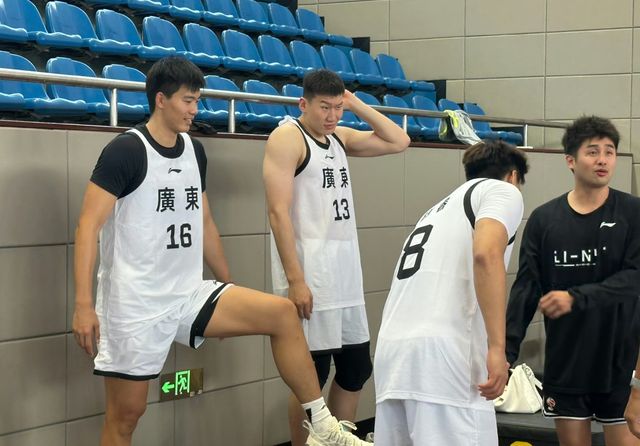 jrd低调看直播_(jrs低调看直播免费)