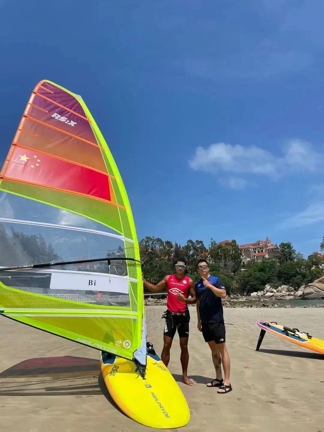 敖飞帆_(敖飞帆的师傅是谁)