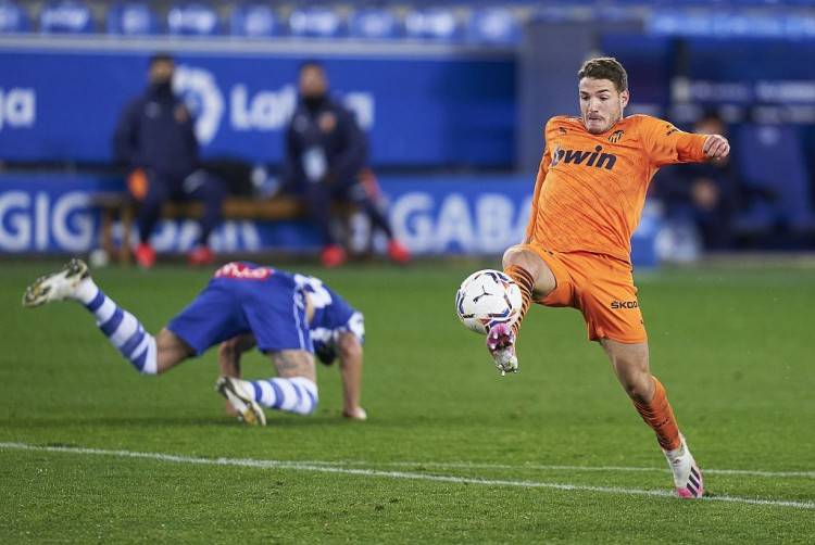 包含法甲朗斯VS洛里昂足球比赛预测与推荐朗斯主场豪取4连胜的词条