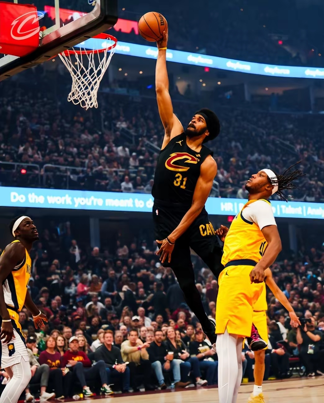 NBA常规赛骑士客场130-116逆转热火米切尔缺阵阿伦30+10 NBA常规赛骑士客场130-116逆转热火米切尔缺阵阿伦30+10