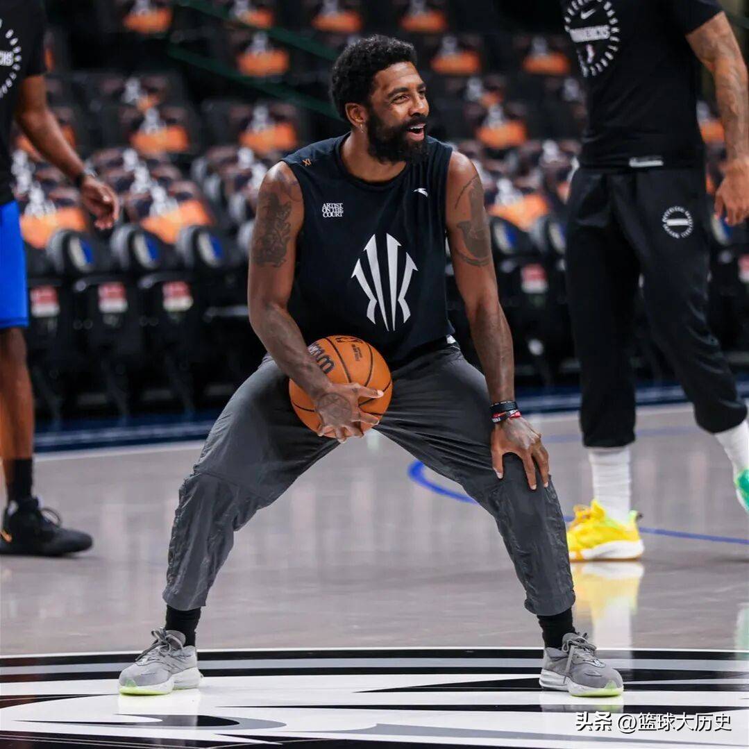 关于曝独行侠预计会留下欧文担任年轻球员导师的信息