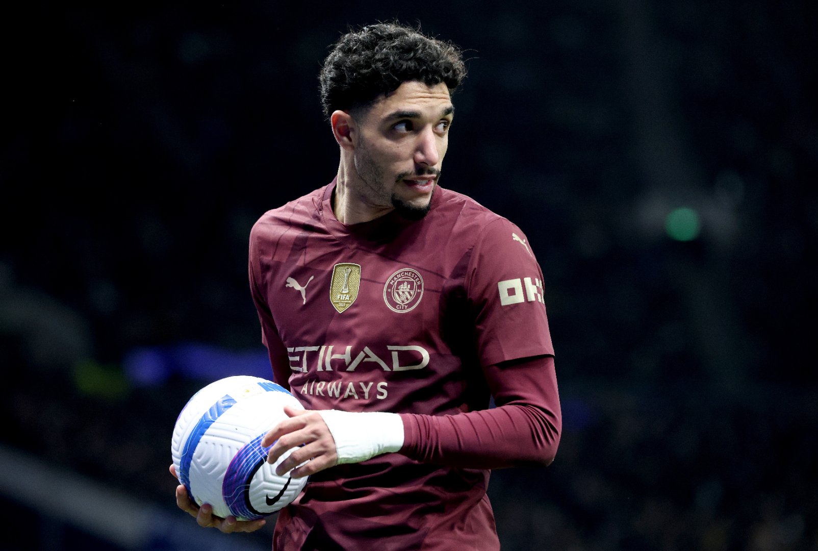 关于曼城官方宣布马尔穆什将缺席曼市德比因国际比赛日膝盖受伤的信息 关于曼城官方宣布马尔穆什将缺席曼市德比因国际比赛日膝盖受伤的信息