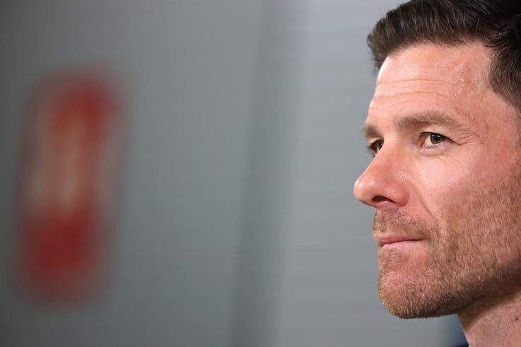 外媒：阿隆索面临多项挑战急需填补莫德里奇的空缺的简单介绍  第2张