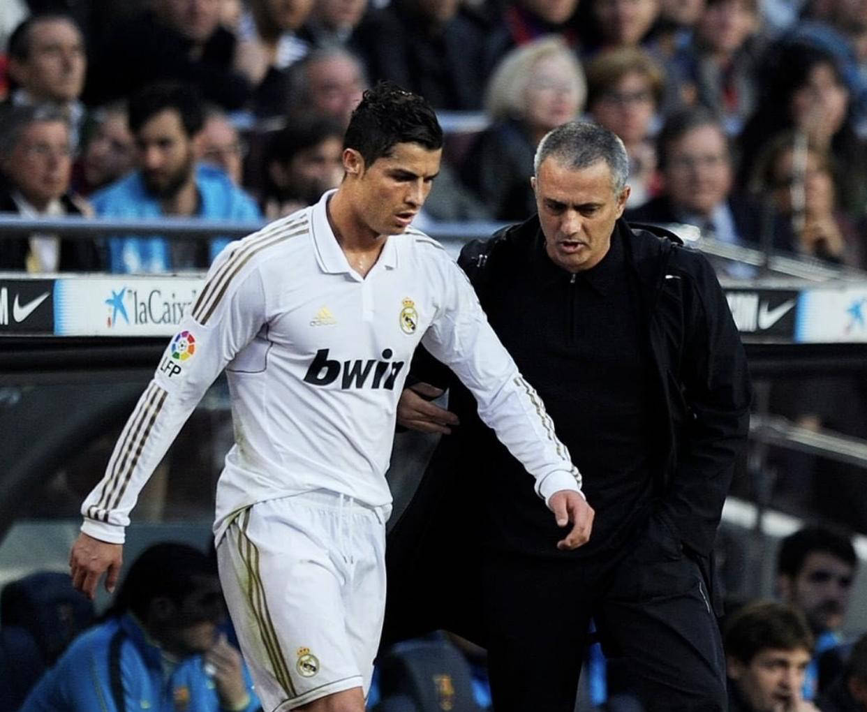 曝穆里尼奥希望重返英超葡萄牙教练遭费内巴切解雇的简单介绍 曝穆里尼奥希望重返英超葡萄牙教练遭费内巴切解雇的简单介绍