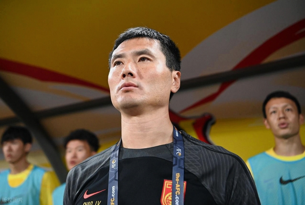 国足或最早明年初重组邵佳一刚上任 国足或最早明年初重组邵佳一刚上任