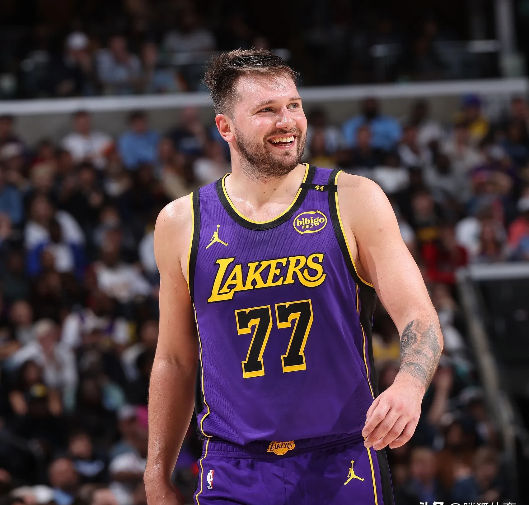 斯洛文尼亚男篮险胜意大利晋级八强东契奇狂轰42分的简单介绍 斯洛文尼亚男篮险胜意大利晋级八强东契奇狂轰42分的简单介绍