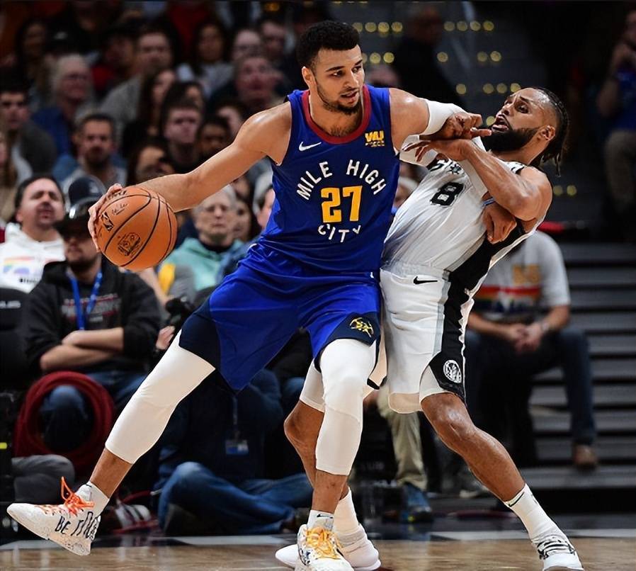 NBA:雄鹿VS开拓者