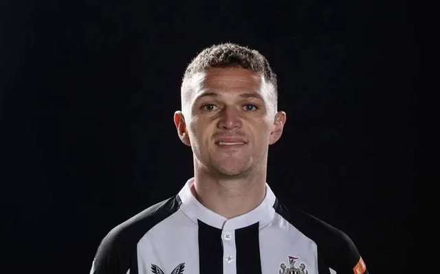 诺丁汉森林确认签下道格拉斯路易斯租借一个赛季并附带买断条款的简单介绍 诺丁汉森林确认签下道格拉斯路易斯租借一个赛季并附带买断条款的简单介绍