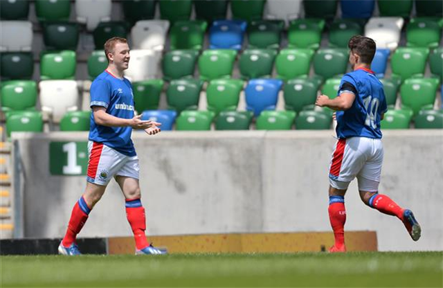 北爱超：林菲尔德VS十字军的简单介绍