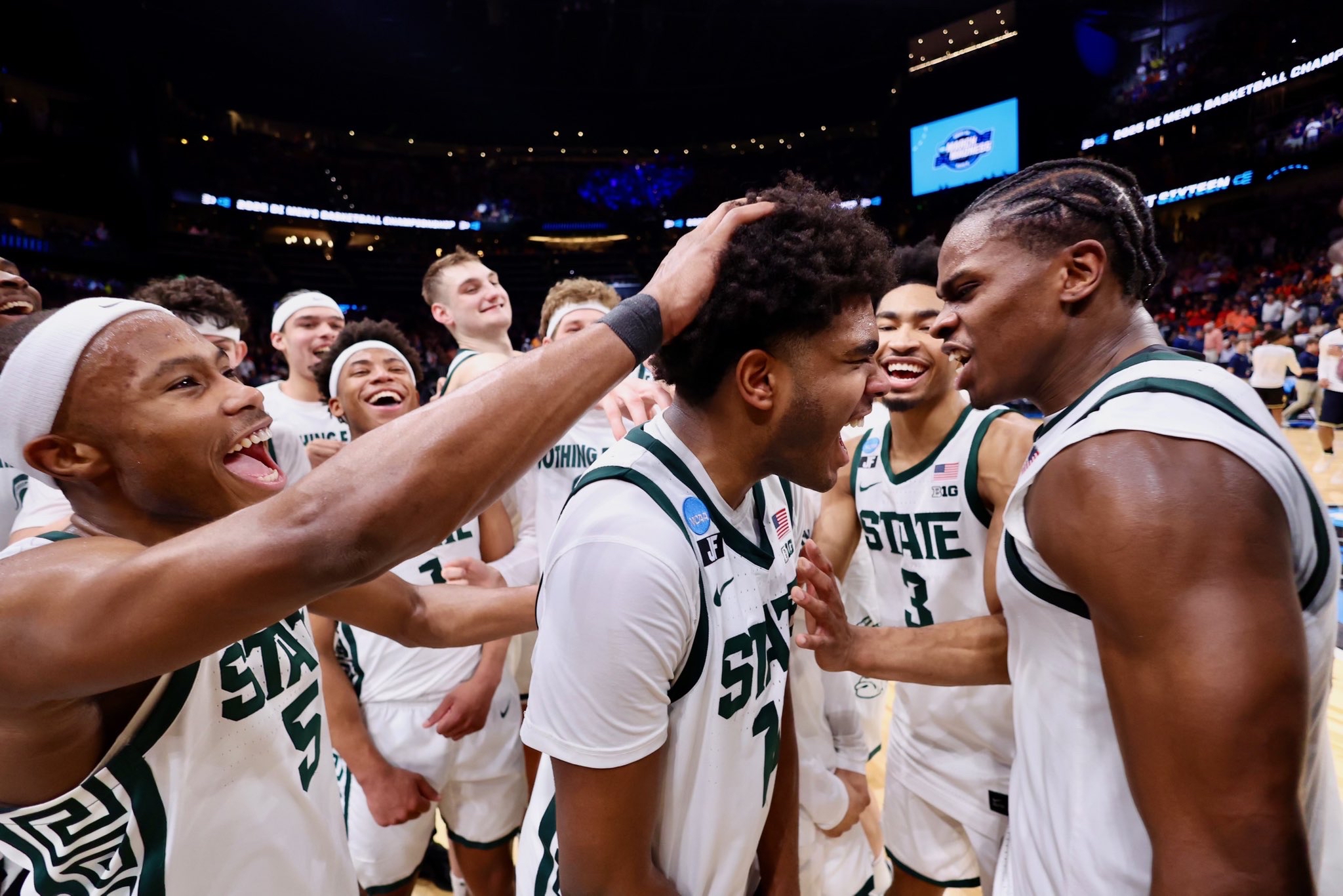 包含NCAA:路易斯维尔大学VS东密歇根的词条 包含NCAA:路易斯维尔大学VS东密歇根的词条