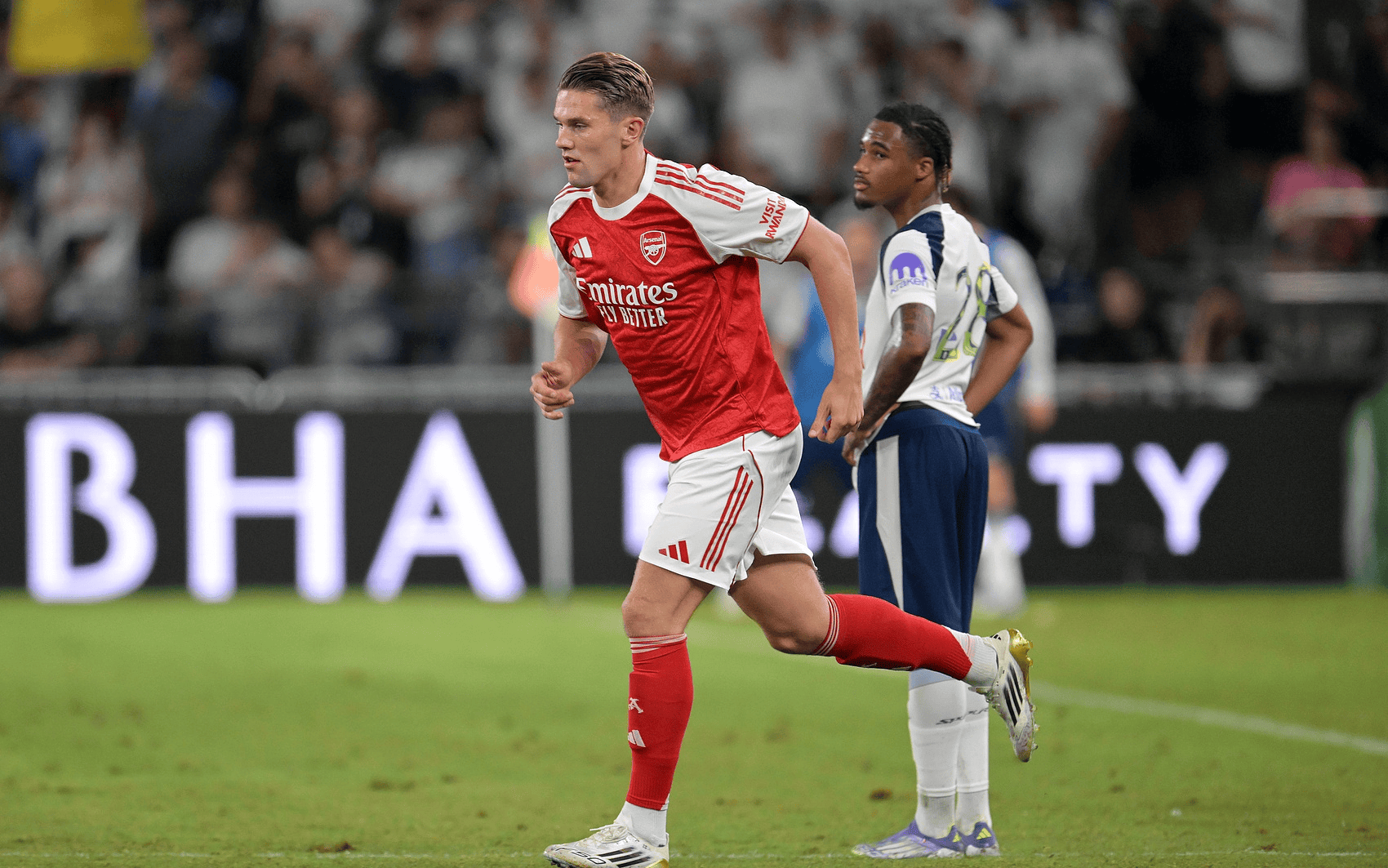 阿森纳VS曼联强强碰撞免费直播地址速存的简单介绍