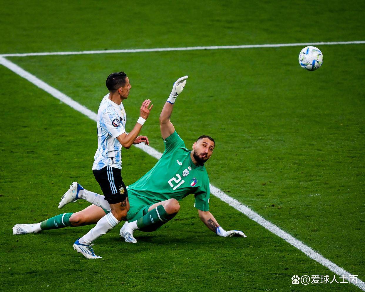 关于切尔西有意多纳鲁马巴黎大开放人绿灯的信息