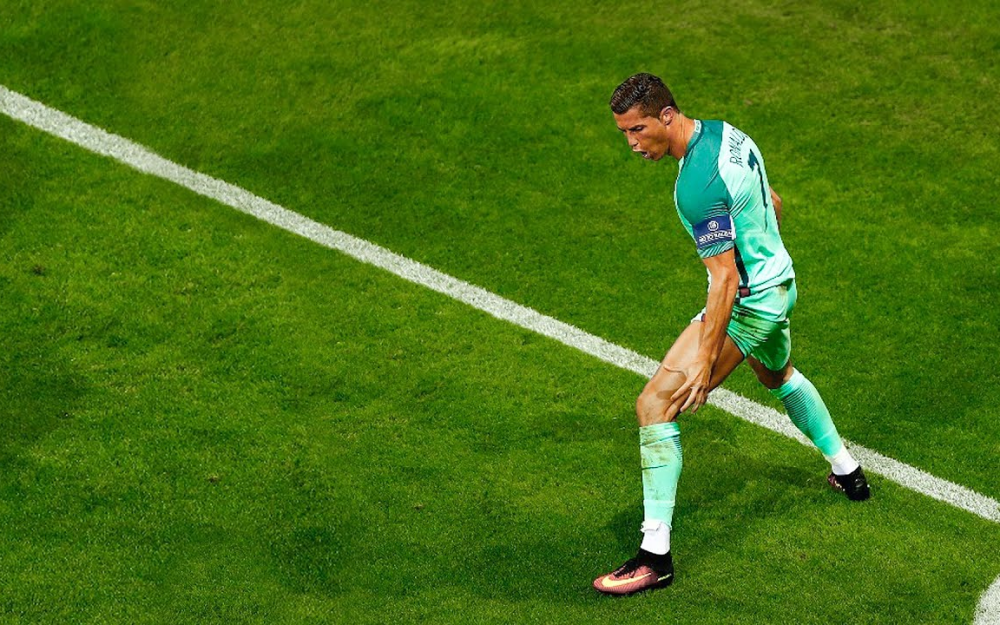 C罗助葡萄牙队4进欧国联决赛打进关键进球 C罗助葡萄牙队4进欧国联决赛打进关键进球