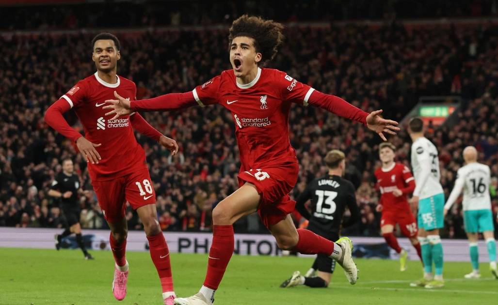 关于利物浦VS莱斯特城红军抢分实时解说在线免费看的信息 关于利物浦VS莱斯特城红军抢分实时解说在线免费看的信息