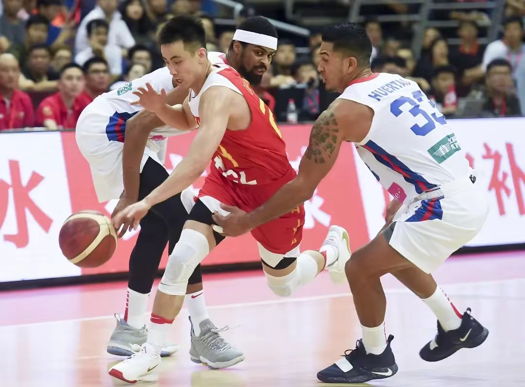 关于中国男篮15日与荷兰热身随后回国再备战2场热身赛的信息 关于中国男篮15日与荷兰热身随后回国再备战2场热身赛的信息