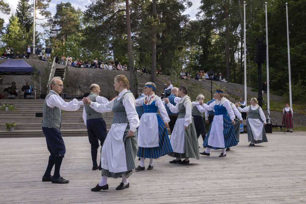 包含芬兰甲:赫尔辛基海鸥VS考哈约恩的词条 包含芬兰甲:赫尔辛基海鸥VS考哈约恩的词条