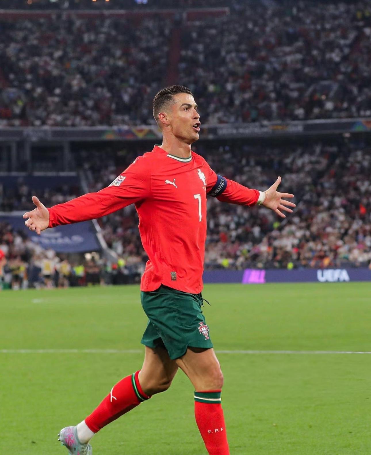 坎塞洛成为葡萄牙队史进球最多后卫已打进12球 坎塞洛成为葡萄牙队史进球最多后卫已打进12球