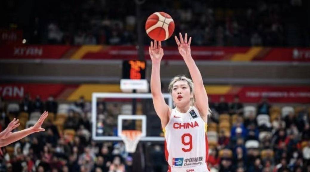 女篮李梦发长文回应离队感谢国家队愿随时再出发的简单介绍 女篮李梦发长文回应离队感谢国家队愿随时再出发的简单介绍