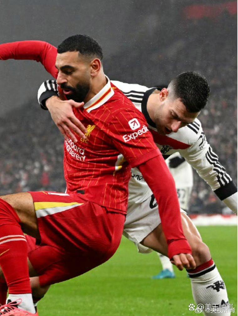 包含利物浦领先曼联42分创造两队最大积分差距纪录的词条 包含利物浦领先曼联42分创造两队最大积分差距纪录的词条