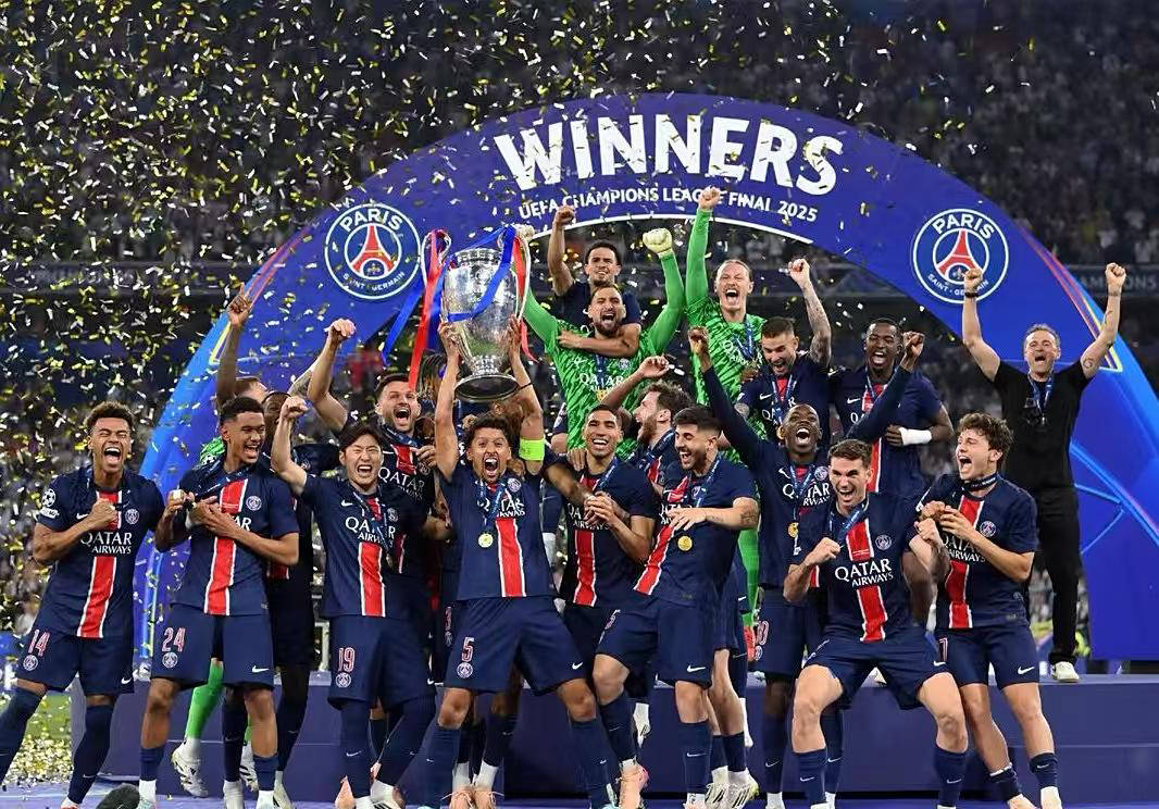 包含巴黎圣日耳曼与舍瓦利耶达成协议球员是多纳鲁马可能替代者的词条 包含巴黎圣日耳曼与舍瓦利耶达成协议球员是多纳鲁马可能替代者的词条