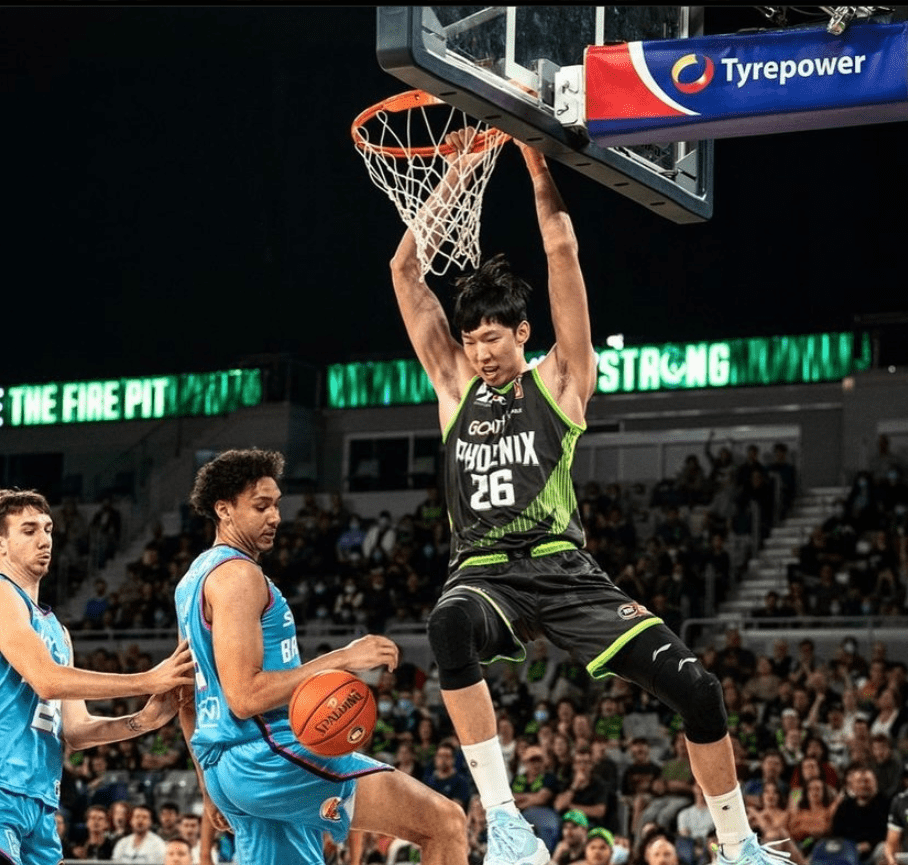 包含NBL:布里斯班子弹VS东南墨尔本凤凰的词条