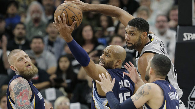 包含NBA-G:奥斯汀马刺VS奥西奥拉魔术的词条