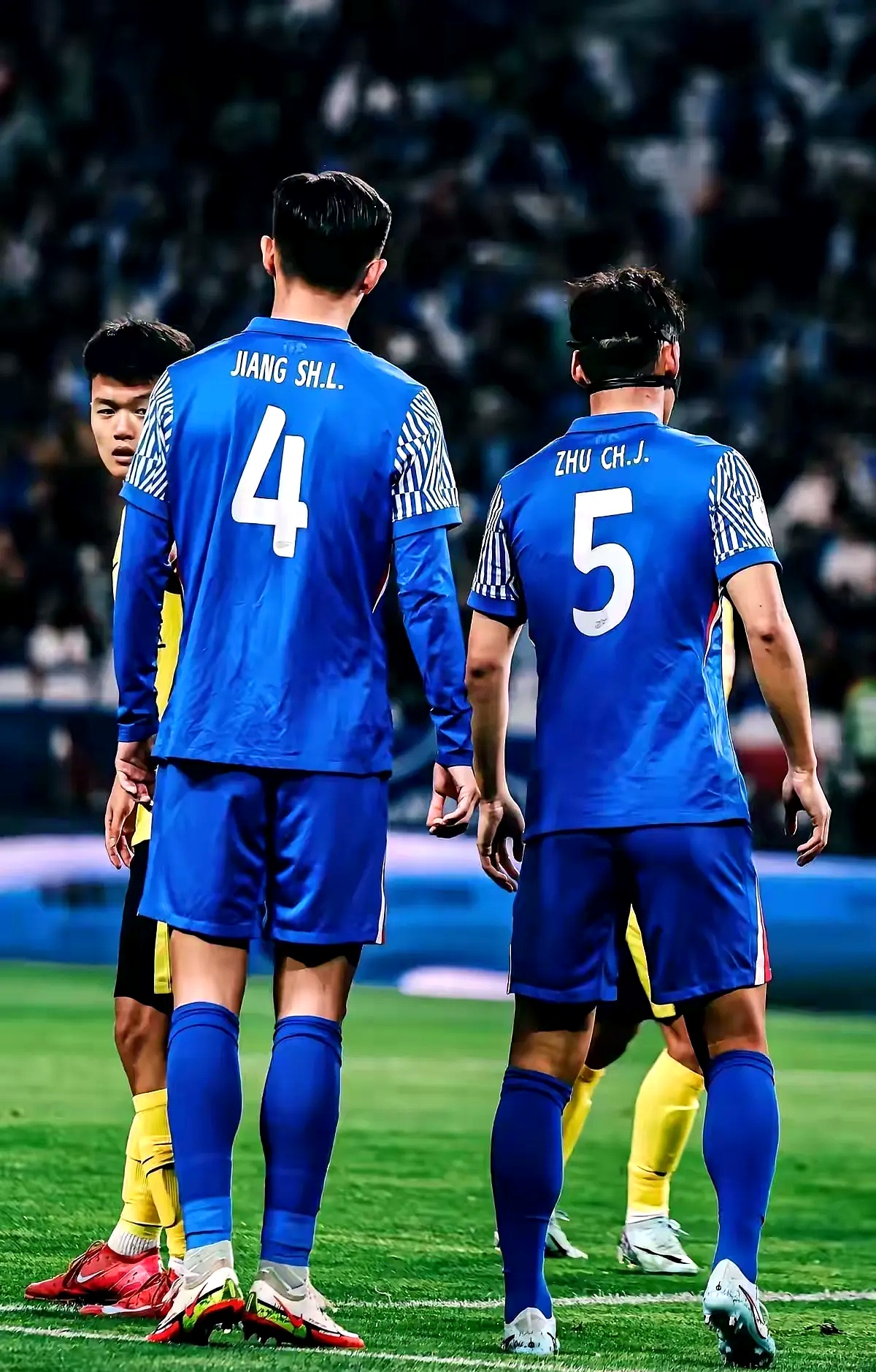 关于上海申花更新一线队大名单新增4名球员的信息 关于上海申花更新一线队大名单新增4名球员的信息