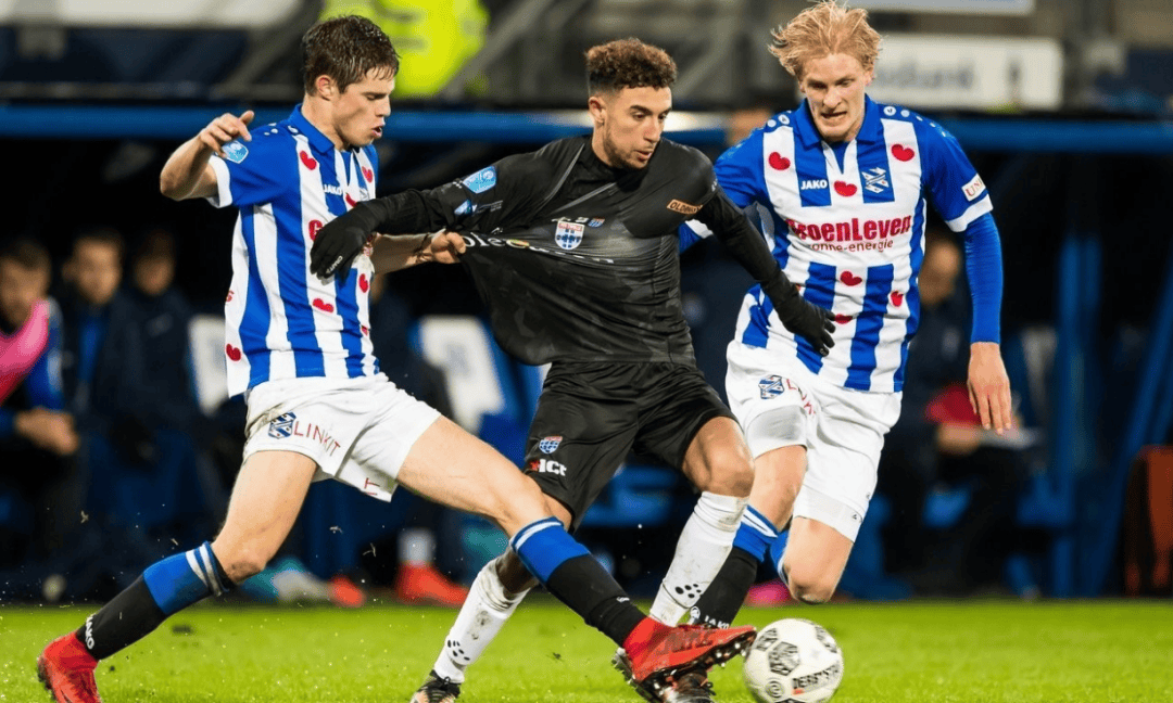 荷乙:阿尔梅勒城VS芬洛 荷乙:阿尔梅勒城VS芬洛