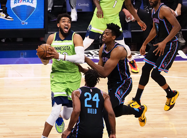 NBA-G:爱荷华狼队VS风城公牛的简单介绍