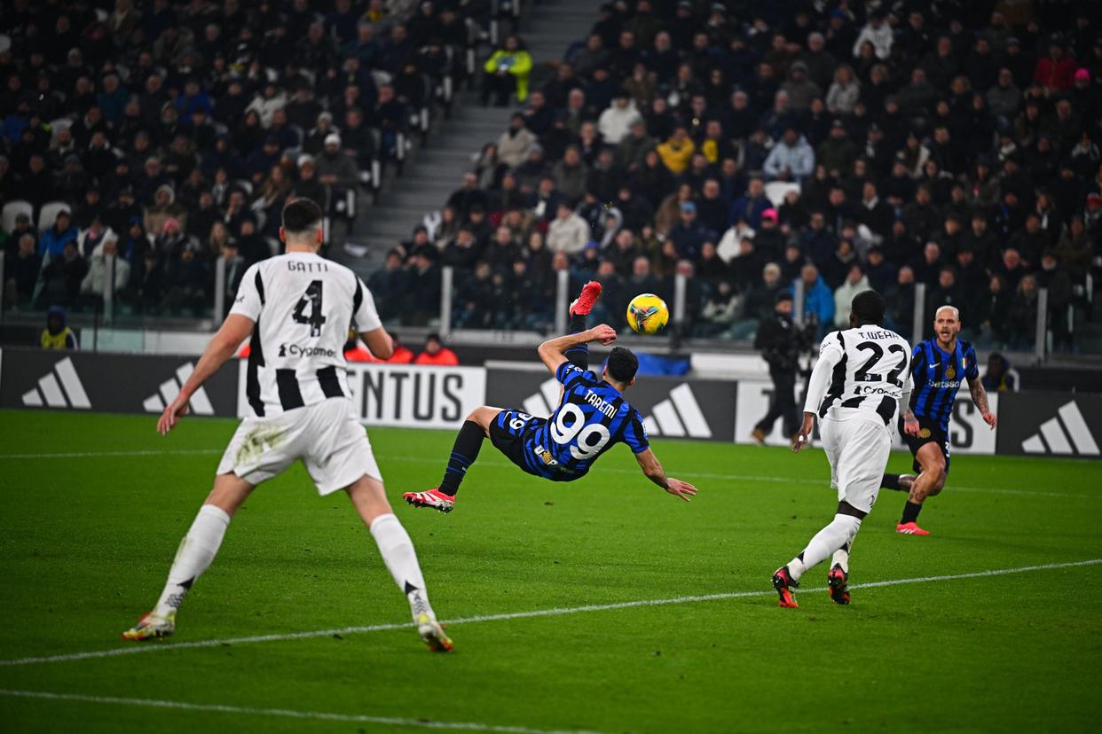 包含意甲尤文4-3绝杀国米图拉姆兄弟都取得进球的词条