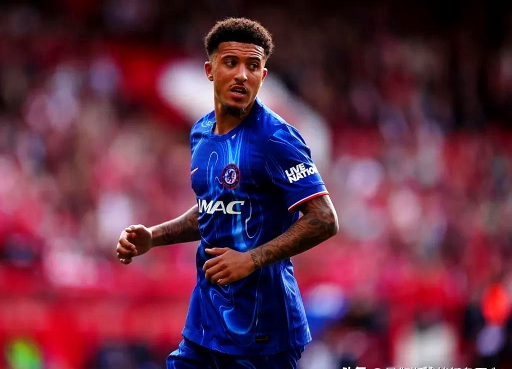 姆贝乌莫已返回布伦特福德训练与曼联的转会陷入僵局的简单介绍 姆贝乌莫已返回布伦特福德训练与曼联的转会陷入僵局的简单介绍