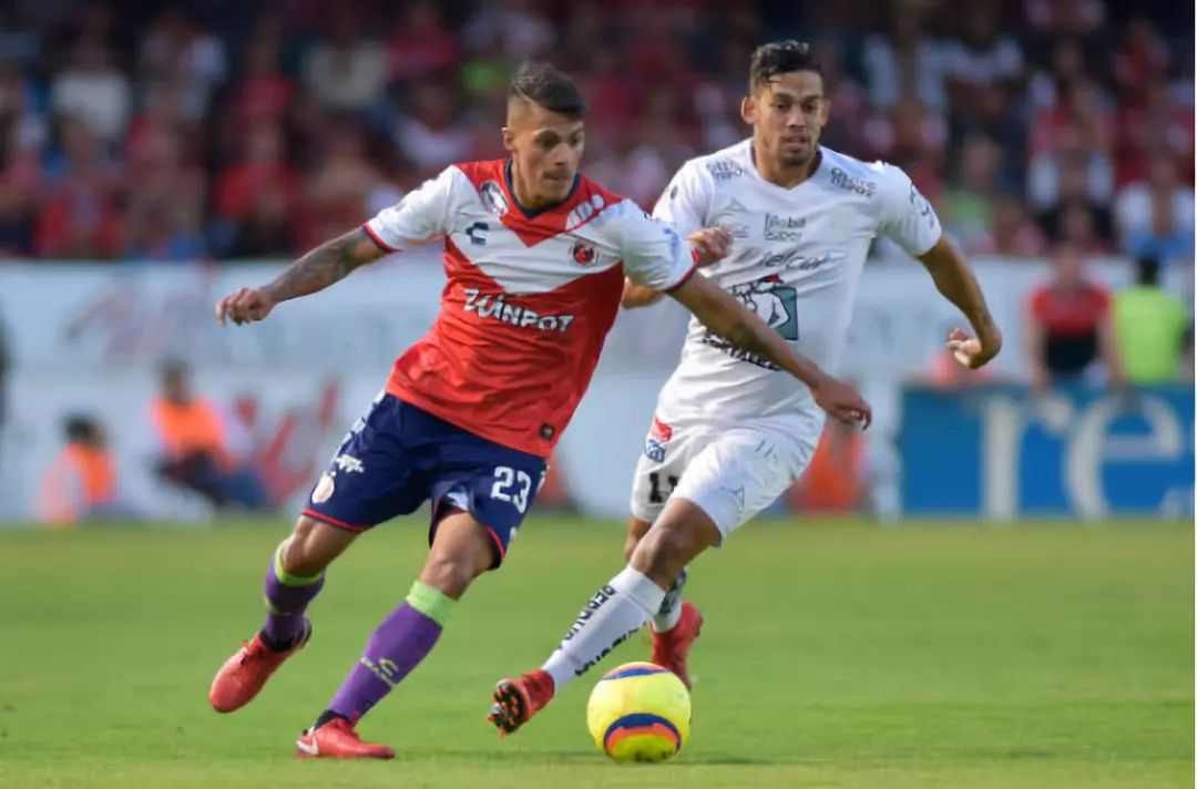 包含墨西超秋季：帕丘卡VS普马斯的词条