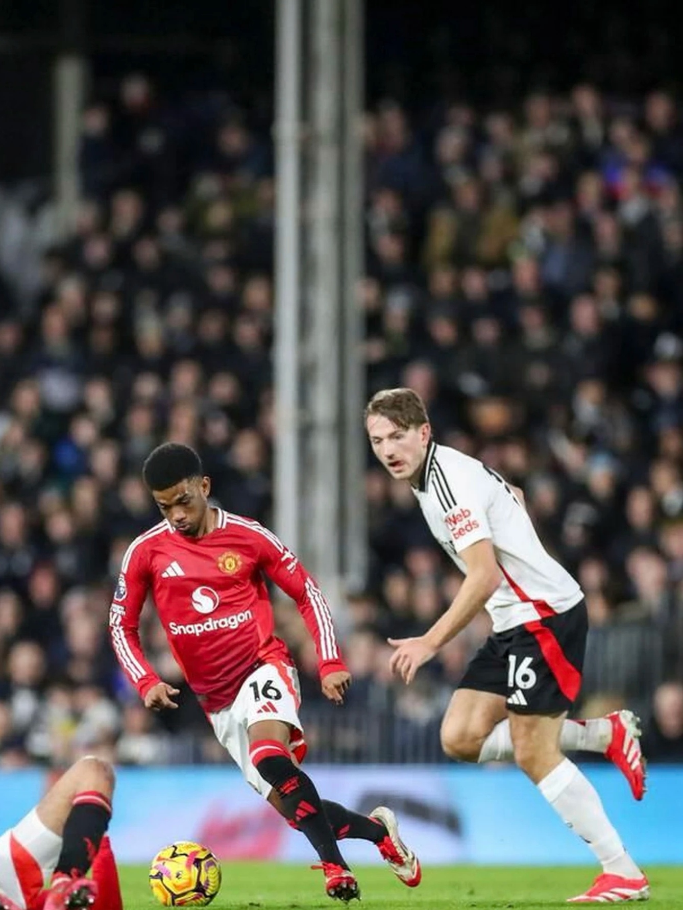 英超曼联VS伯恩利今日比分红魔新赛季开局还没有获得胜利的简单介绍 英超曼联VS伯恩利今日比分红魔新赛季开局还没有获得胜利的简单介绍