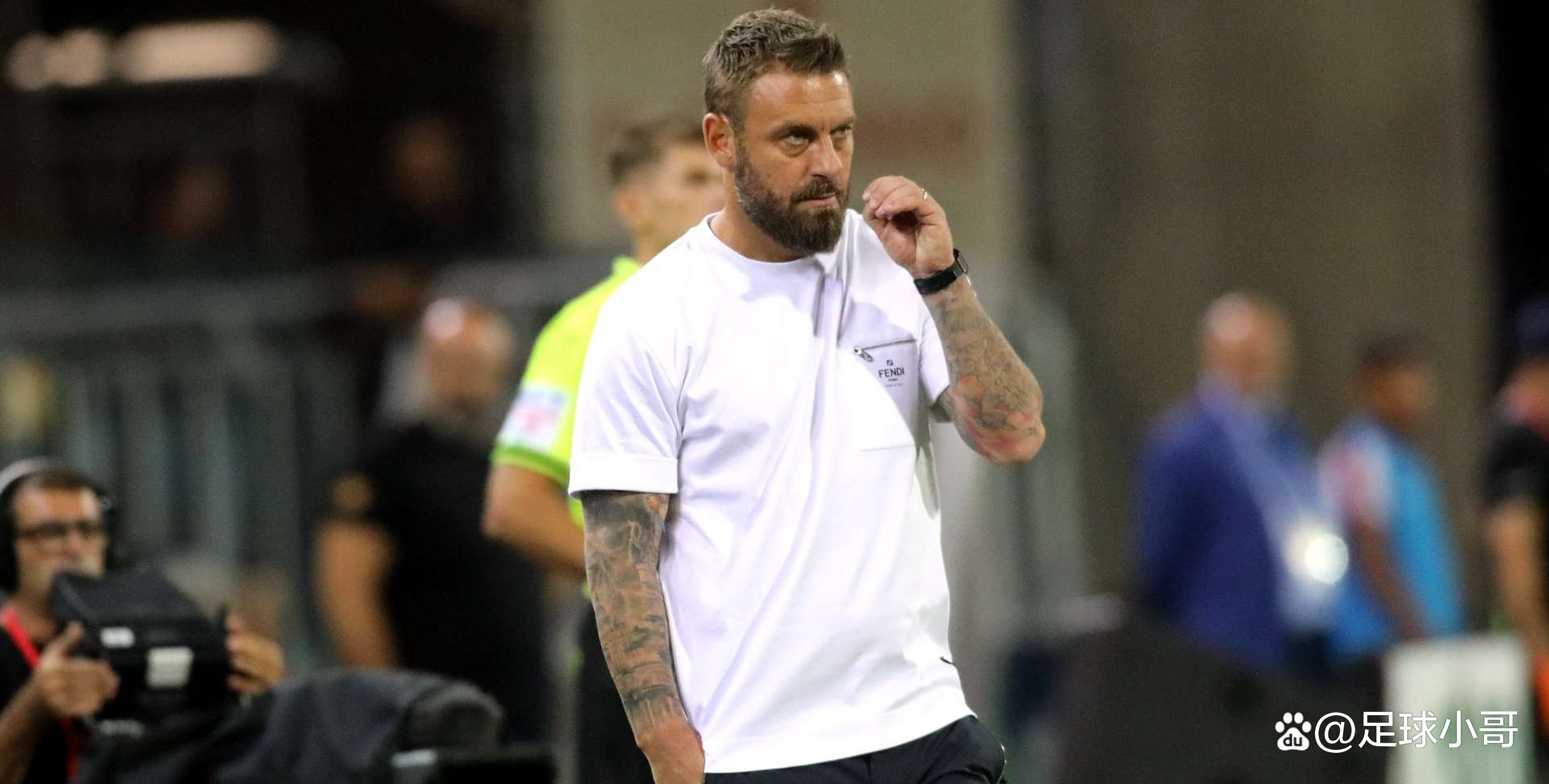 包含德罗西接近执教热那亚双方初步签约至明年6月的词条 包含德罗西接近执教热那亚双方初步签约至明年6月的词条