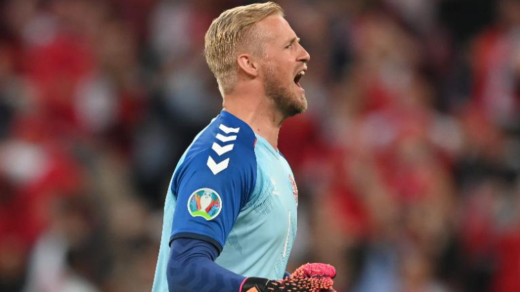 包含英格兰球员遭激光笔照射裁判短暂中断比赛的词条 包含英格兰球员遭激光笔照射裁判短暂中断比赛的词条