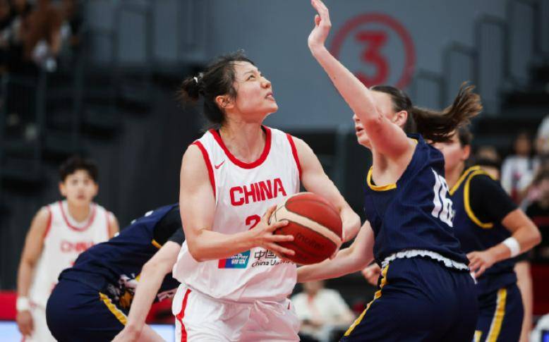 热身赛中国女篮124-57波黑女篮杨舒予22分张子宇16+7的简单介绍
