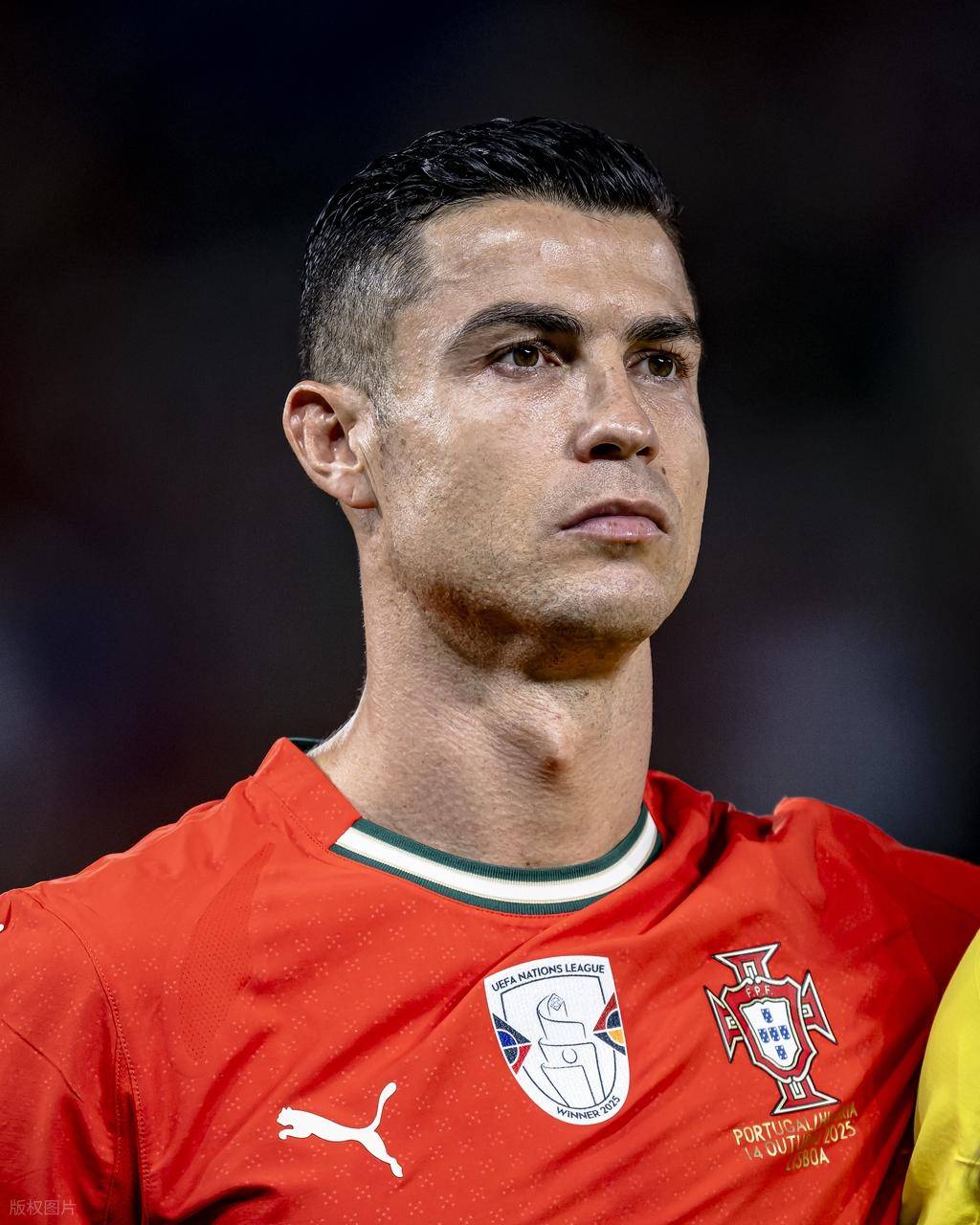 包含C罗:国家队没有谁不可撼动取决于状态的词条 包含C罗:国家队没有谁不可撼动取决于状态的词条