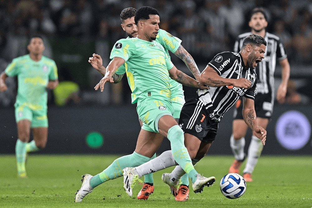 包含罗甲:CFR克卢日VS布加勒斯特快速的词条 包含罗甲:CFR克卢日VS布加勒斯特快速的词条