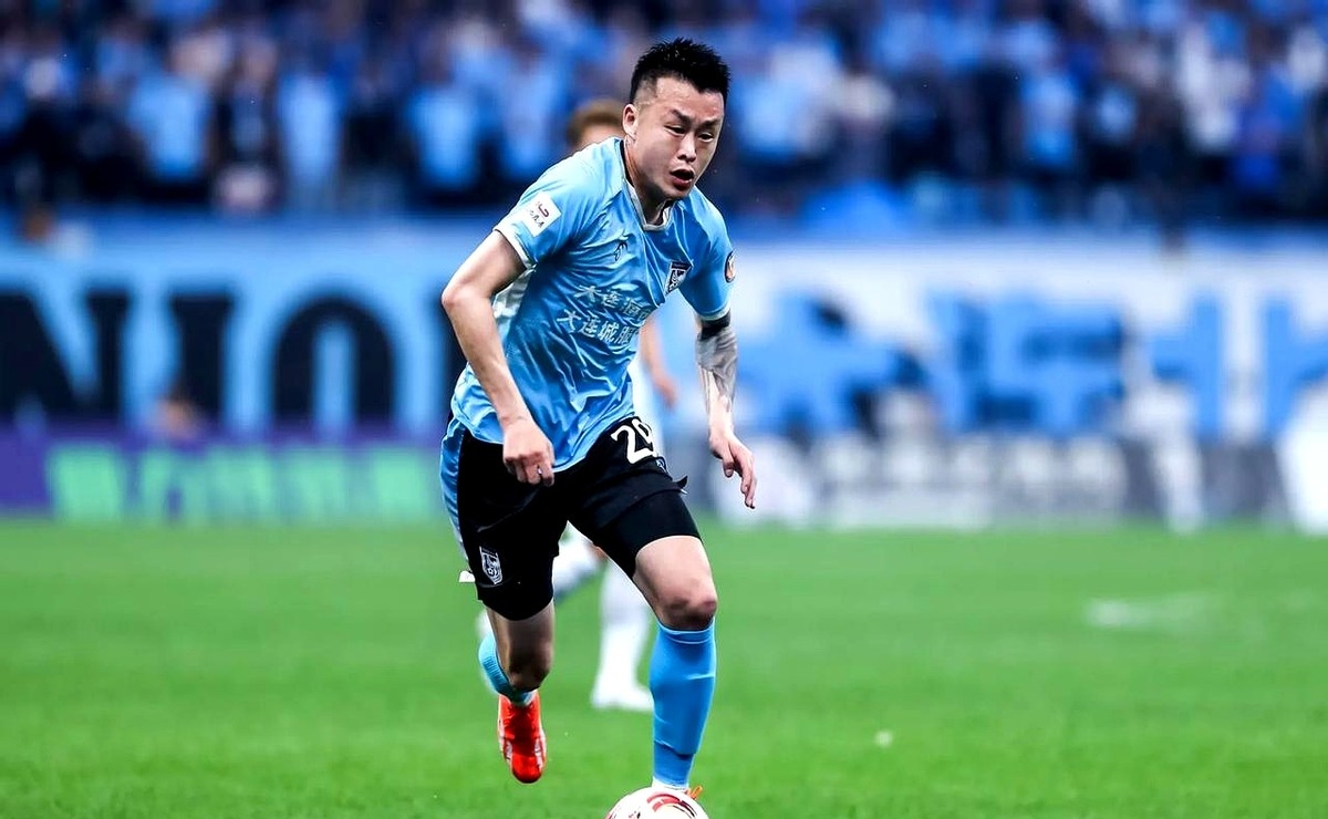 关于水晶宫球迷对干扰若塔默哀做出回应部分球迷并不清楚场上发生的事的信息 关于水晶宫球迷对干扰若塔默哀做出回应部分球迷并不清楚场上发生的事的信息