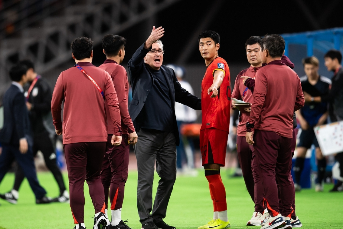 关于伊万执教国足13场3胜2平8负胜率不足25%的信息 关于伊万执教国足13场3胜2平8负胜率不足25%的信息