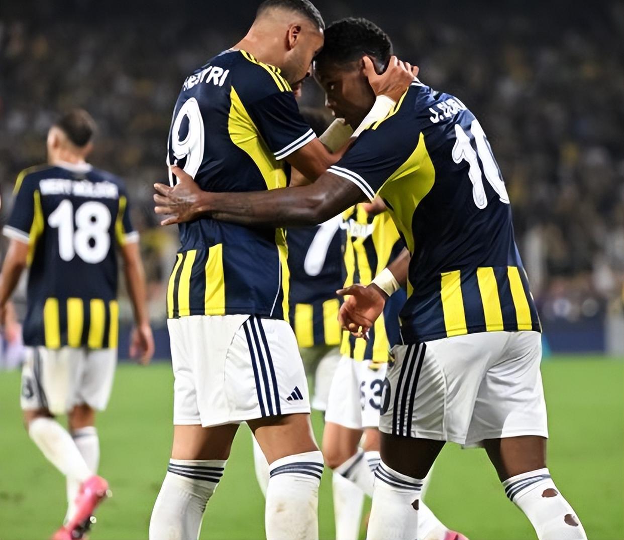 费内巴切与贝西克塔斯有意阿拉巴球员是球队替补的简单介绍 费内巴切与贝西克塔斯有意阿拉巴球员是球队替补的简单介绍