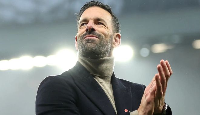 包含曝莱斯特城即将解雇范尼蓝狐敲定接替人选的词条