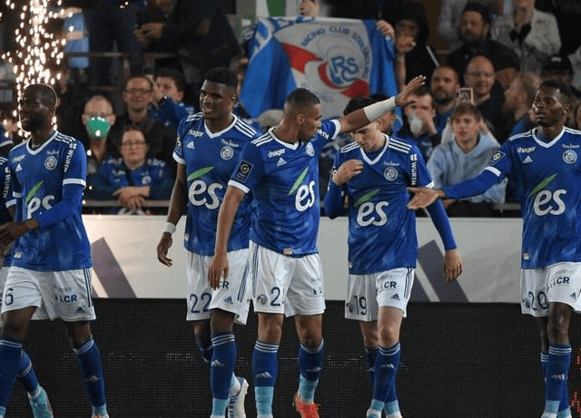 法甲:朗斯VS斯特拉斯堡 法甲:朗斯VS斯特拉斯堡