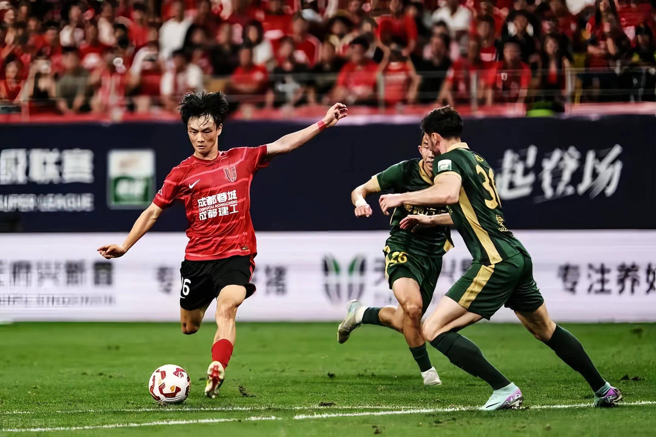 中超最新积分榜申花丢榜首海港1分优势领跑的简单介绍 中超最新积分榜申花丢榜首海港1分优势领跑的简单介绍