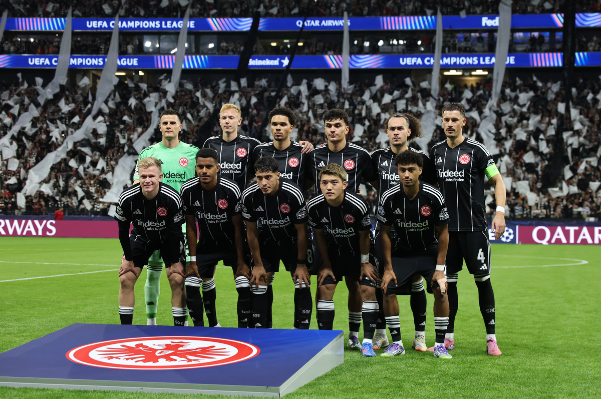 欧冠埃因霍温6-2那不勒斯那不勒斯遭逆转的简单介绍 欧冠埃因霍温6-2那不勒斯那不勒斯遭逆转的简单介绍