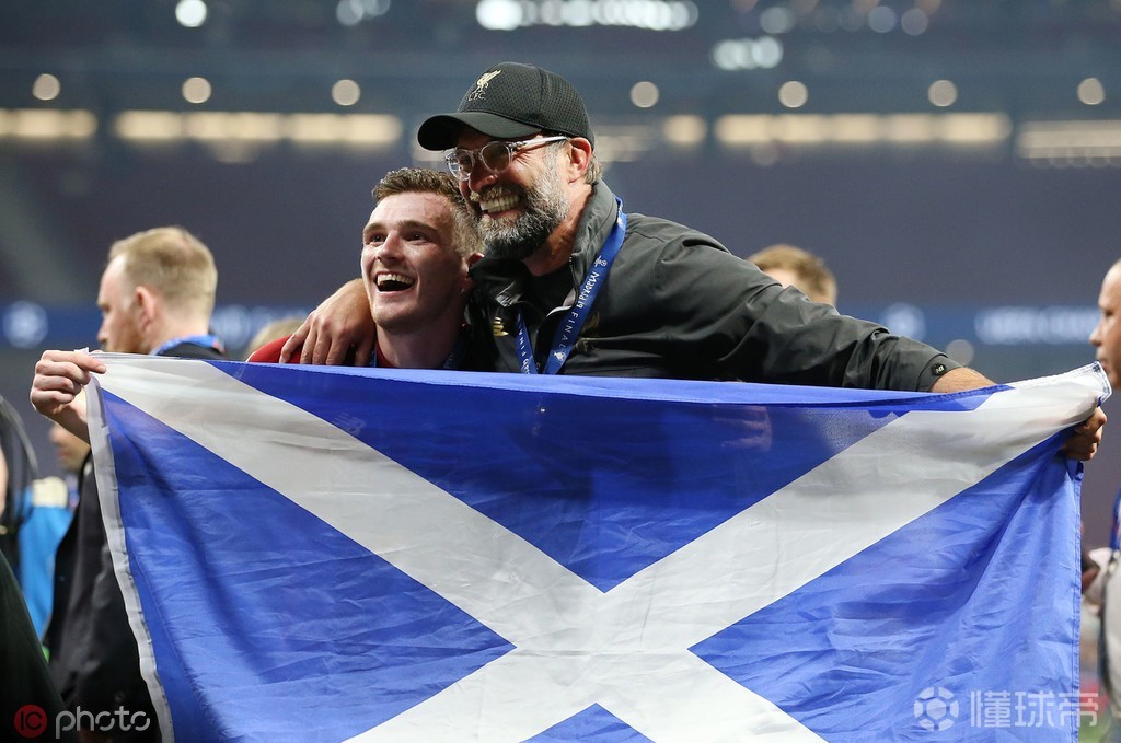 关于罗伯逊谈续约：和俱乐部的关系非常棒的信息