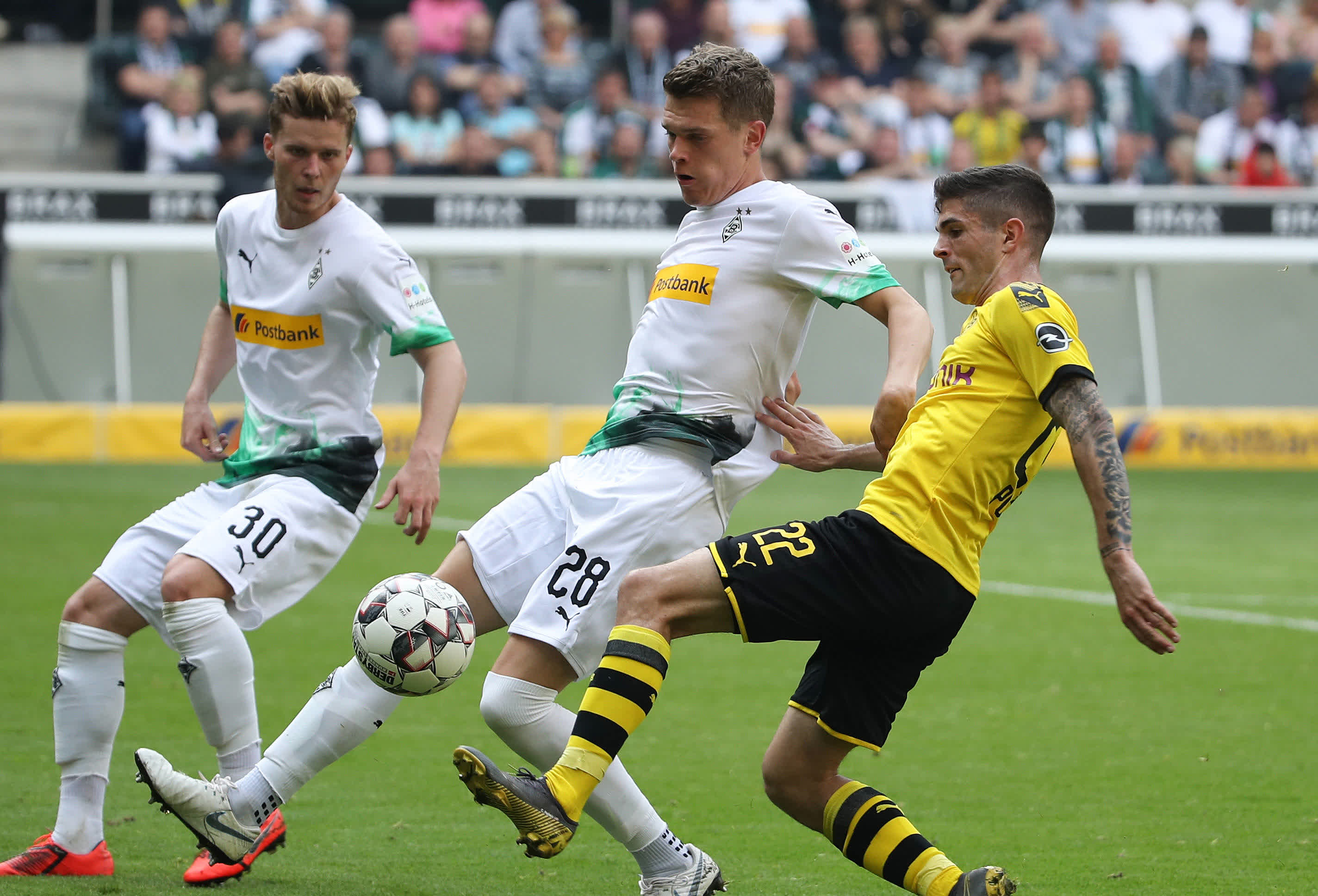 英南超：格莱切斯特城VS法汉姆镇的简单介绍