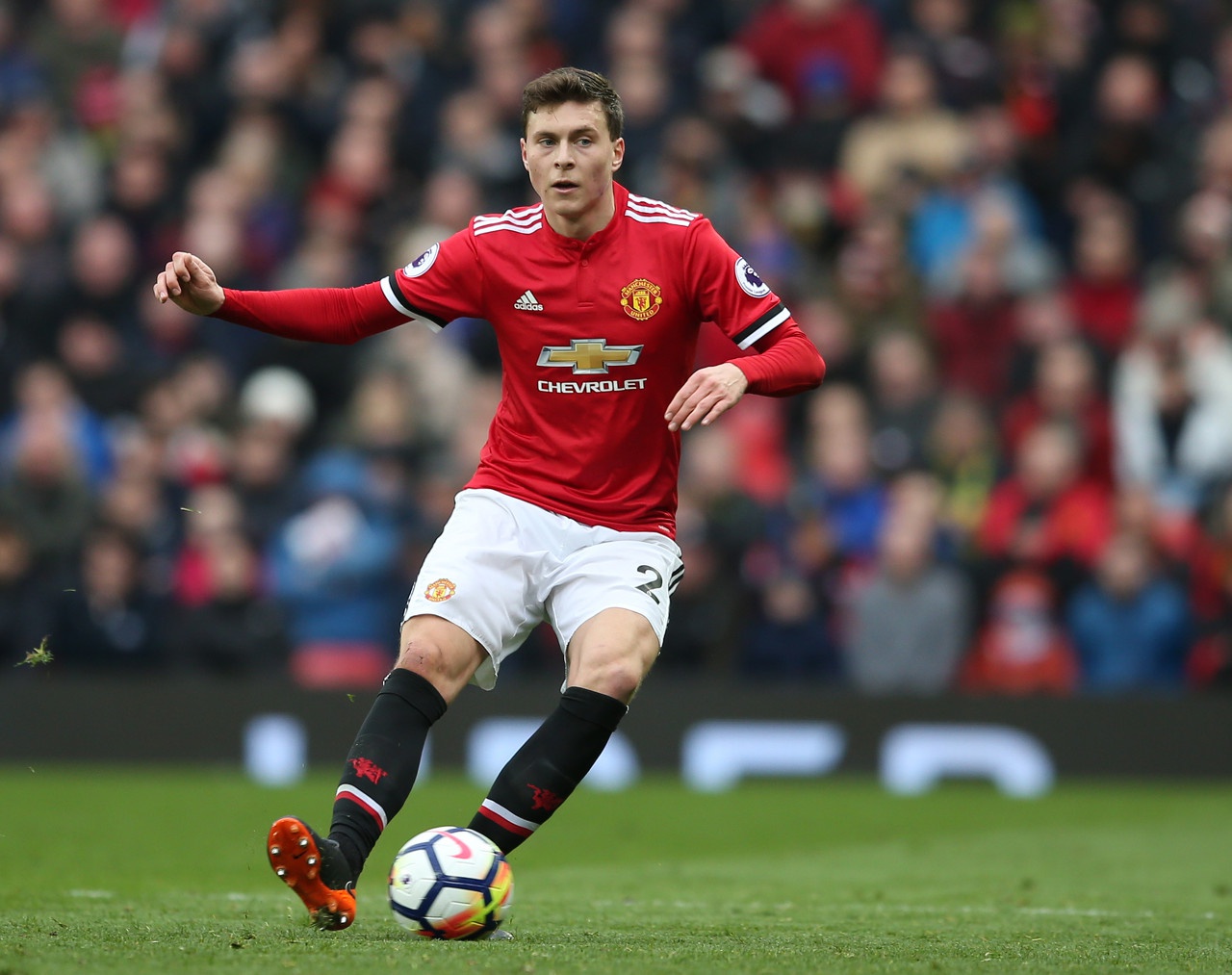 包含佛罗伦萨有意林德洛夫球队有机会免签球员的词条 包含佛罗伦萨有意林德洛夫球队有机会免签球员的词条